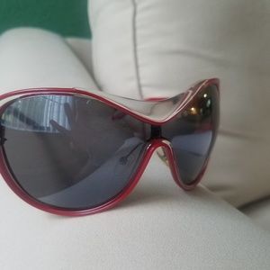 Dior Striking Sunglasses